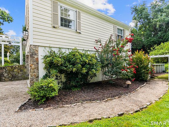 4th image of 314 Longmeadow Road