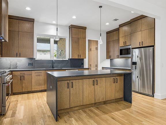5th image of 5514 Matalee Ave