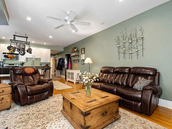5th image of 4022 N Monticello Ave Unit 2N