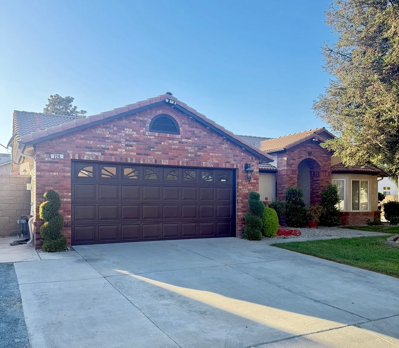 3 bed, 1873 sqft, $2,600 — Photo 1