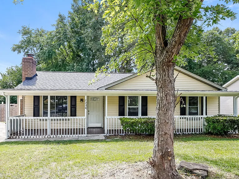 7236 Newell Acres Dr — Photo 1