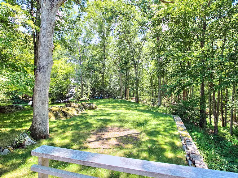 112 Birch Hill Rd — Photo 42