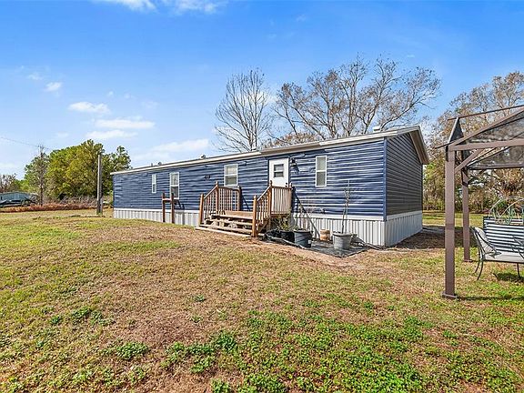 5th image of 15055 Brahma Rd