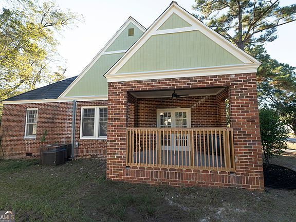 2nd image of 622 W Whitney Ave