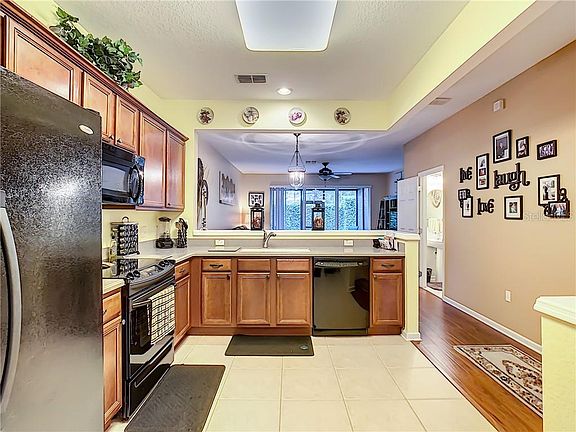 5th image of 1271 Berkman Cir
