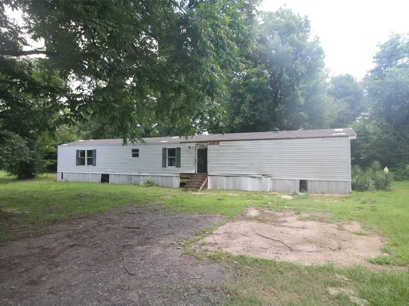 611 N Land Ave, Oil City, LA 71061