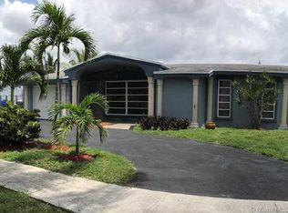 8971 NW 5th St, Pembroke Pines, FL 33024