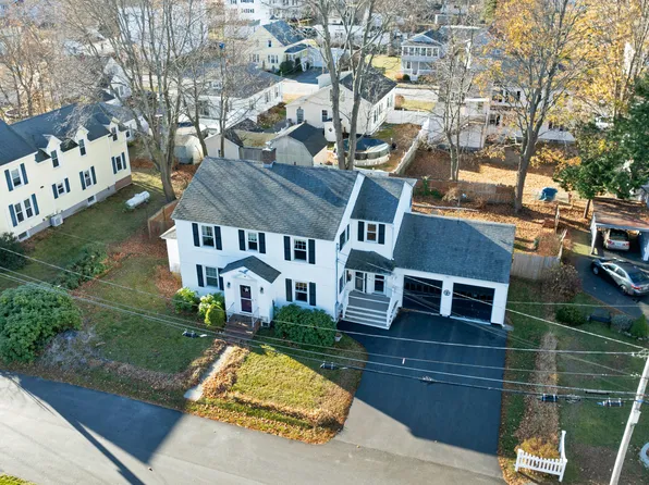 10 Herring Avenue, Biddeford, ME 04005