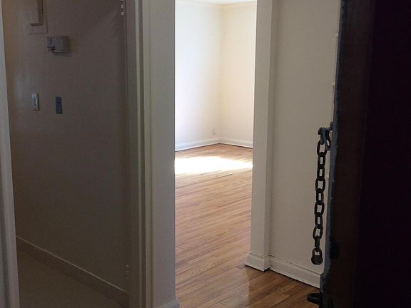 3rd image of 138-27 78ave Ky #2