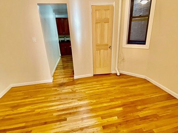 5th image of 323 E 85th St APT 4A
