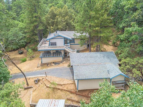 3rd image of 20747 Birchwood Dr