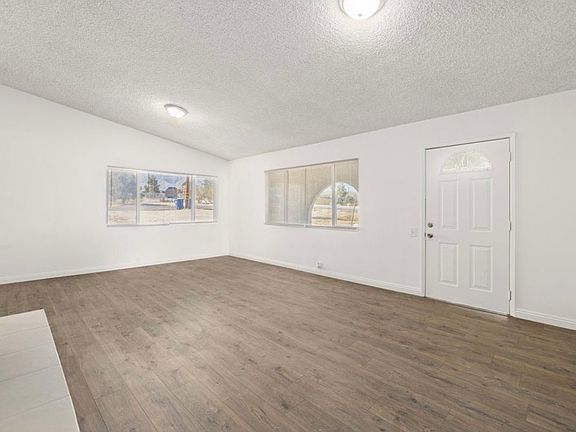 3rd image of 13109 East Ave #V11-v-11