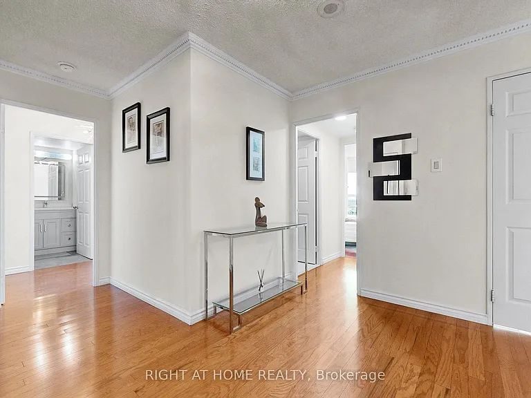 7805 Bayview Ave #1120 — Photo 6