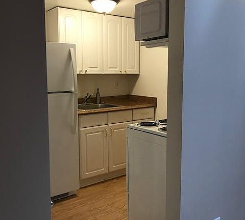 4th image of 1 Greenoaks Dr