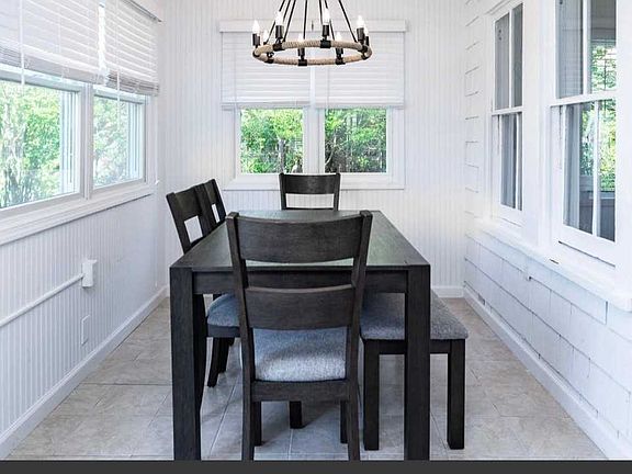 4th image of 149 Bungalow Walk