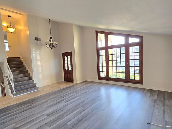 3rd image of 5381 Tattershall Ave