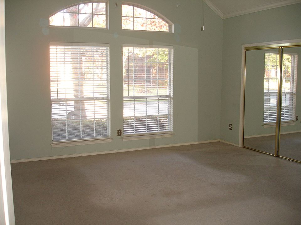 2117 Austin Dr, Mesquite, TX 75181 Zillow