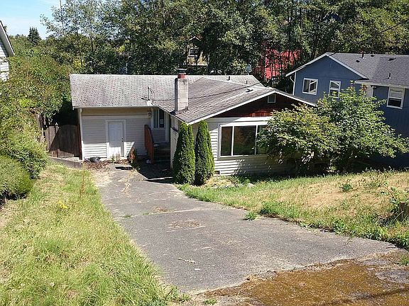 2nd image of 5446 31st Ave SW