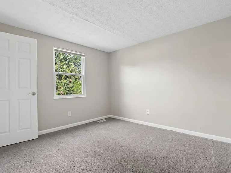 953 S Spring Rd — Photo 21