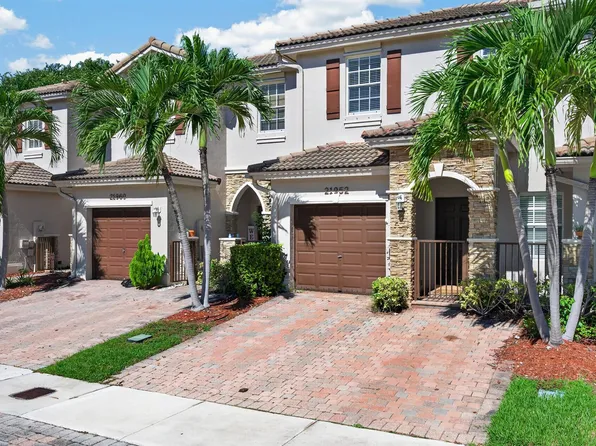 21982 SW 93rd Pl, Cutler Bay, FL 33190