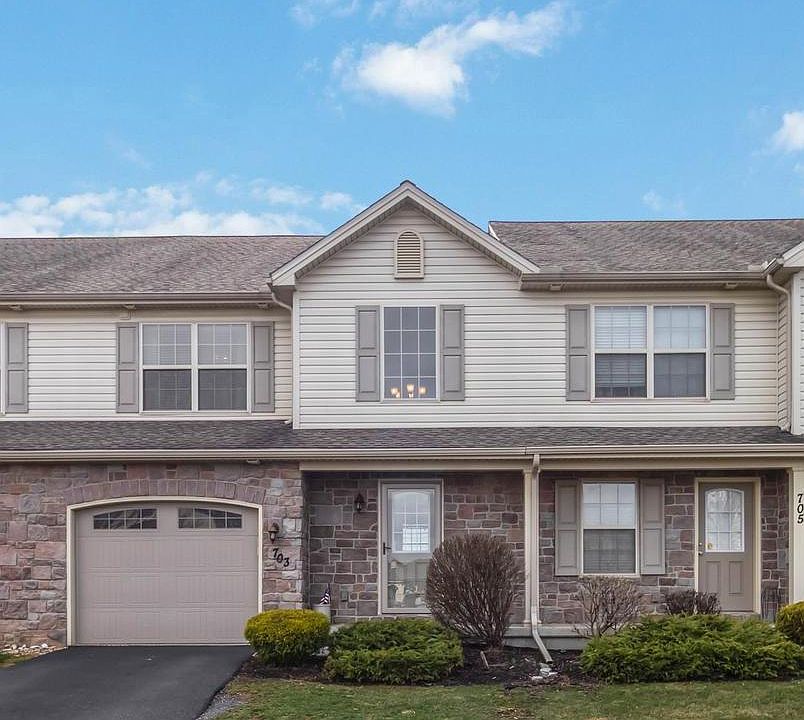 1st image of 703 Jonathan Ct