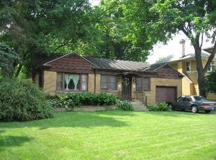 511 Prairie St, St Charles, IL 60174