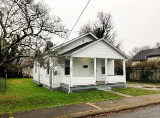 110 Shumate St, Oak Hill, WV 25901
