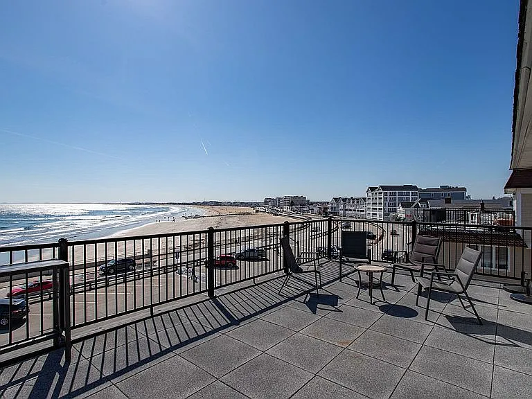 407 Ocean Blvd #A9 — Photo 14