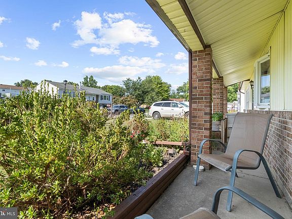 4th image of 1085 Fitz Ct