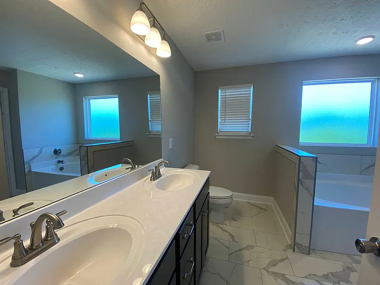 1008 Berra Dr — Photo 11