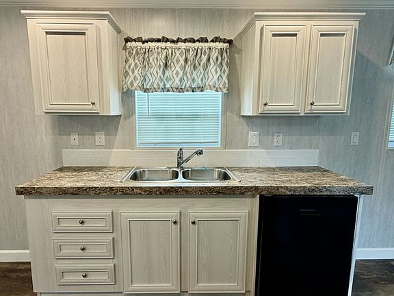 5th image of 1250 Lakeview Dr #47A