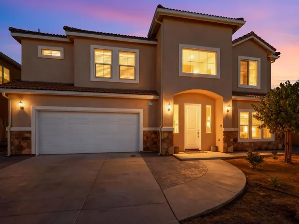 4473 W Langden Dr, Fresno, CA 93722