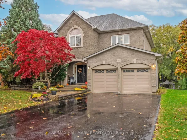 897 Oberland Dr, Oshawa, ON L1K 2M2
