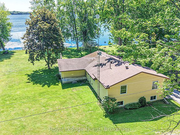 3rd image of 3113 Picadilly Ln