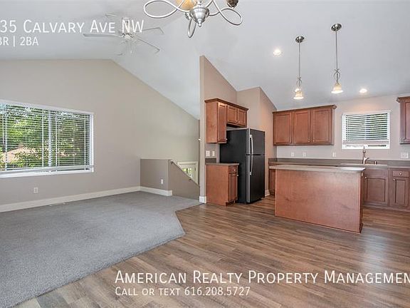 5th image of 935 Calvary Ave NW