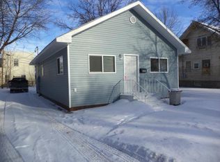 820 3rd Ave NW, Minot, ND 58703