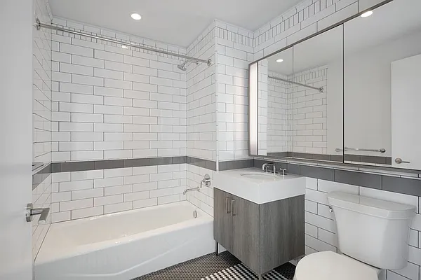 Rented by Greystar | media 46