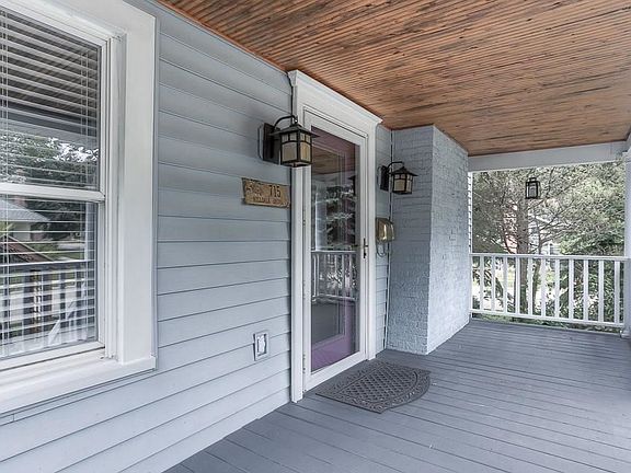 3rd image of 715 Hilldale Dr