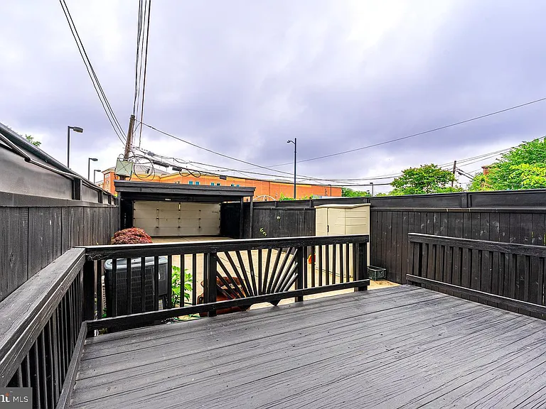 1535 Gales St NE — Photo 23