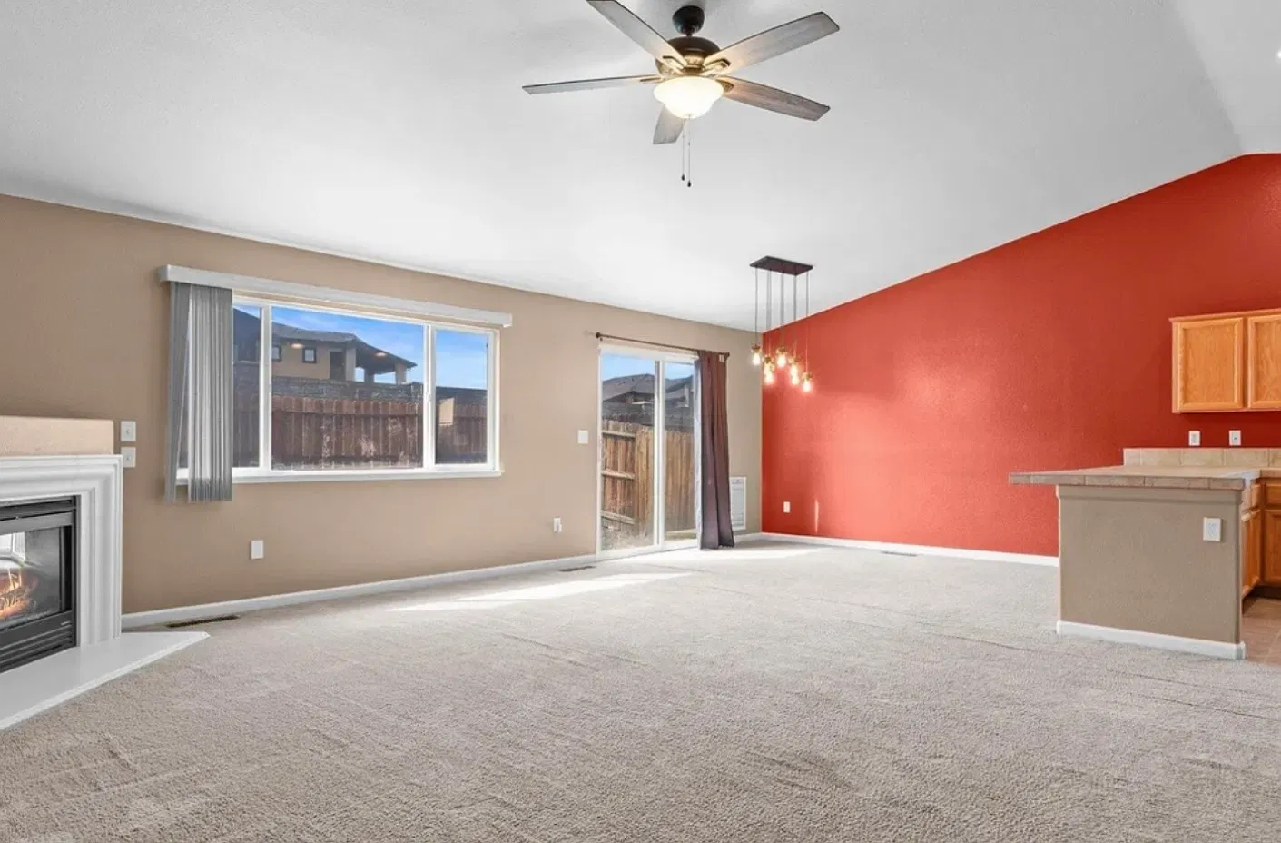 3 bed, 1476 sqft, $2,175 — Photo 3
