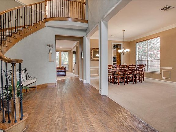 5th image of 522 Butternut Dr