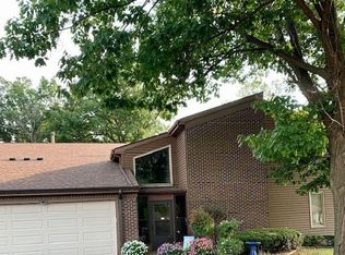 29 1/2 Shorewood Dr S, Danville, IL