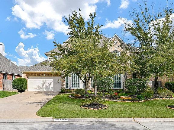 2nd image of 12810 Mimosa Spring Dr