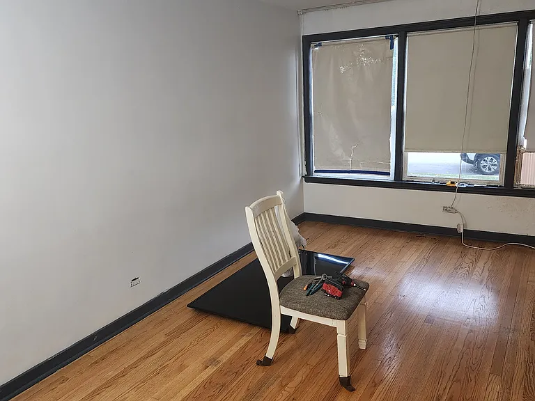 9007 Bronx Ave #4 — Photo 1