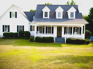 115 N Pond Ct, Greenwood, SC 29649