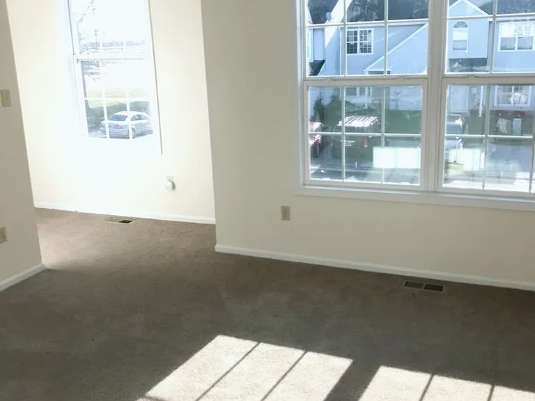 9 Stark Ct — Photo 7
