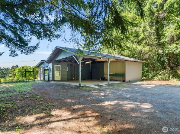 1015 Coal Creek Road, Chehalis, WA 98532