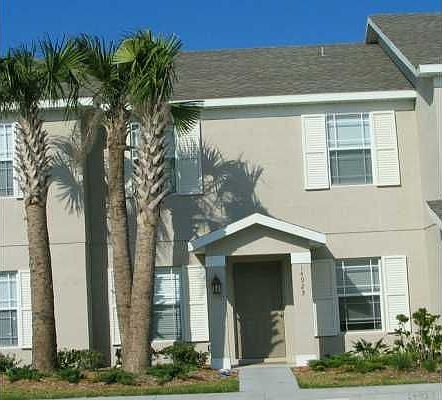 Beautiful 3/2.5 Townhouse
