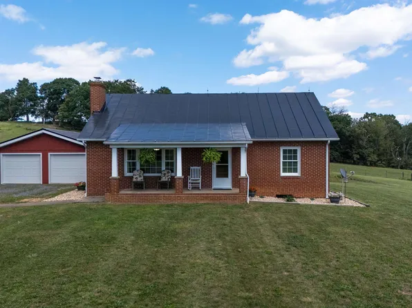 1259 Howardsville Rd, Staunton, VA 24401