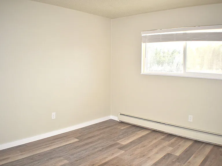 Summit View Apartments — Photo 121